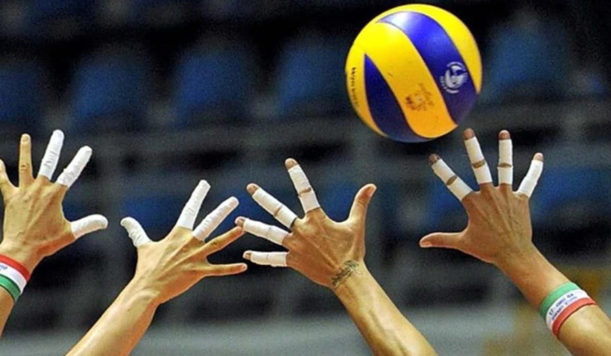 why do volleyball players tape their fingers